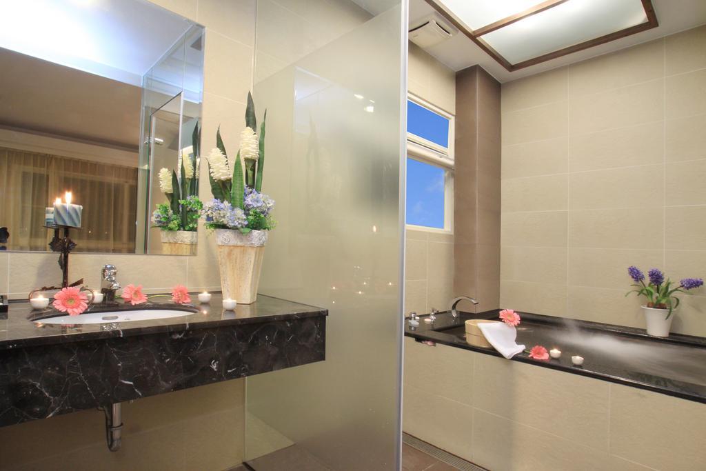 Spring Fountain Hotel Цзяосі Екстер'єр фото